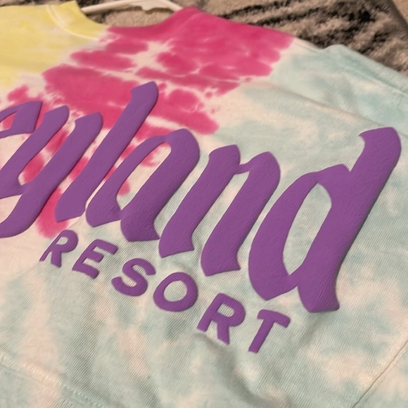 Disneyland tie dye spirit jersey NWT! Perfect condition - Picture 7 of 7